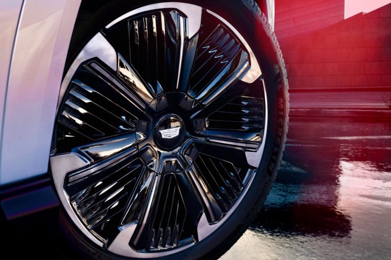 Cadillac Escalade IQ - Mobilsiden.dk