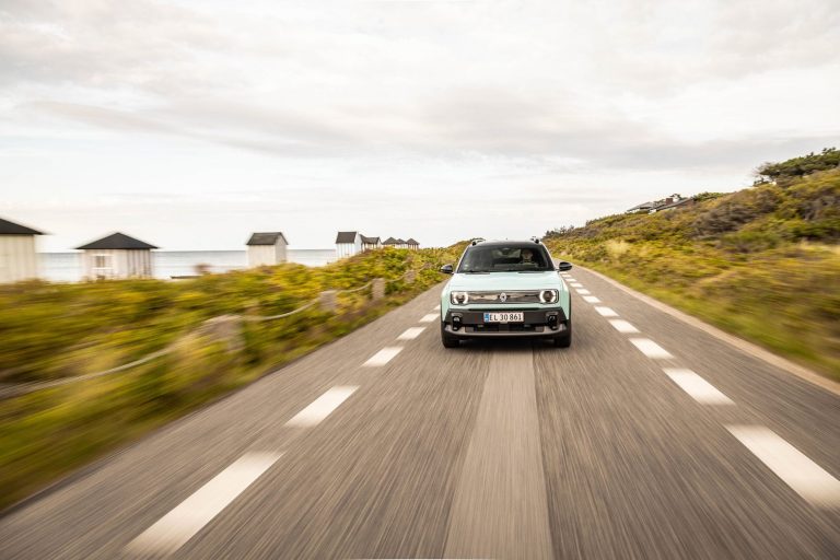 Renault 4 E-Tech Electric - Mobilsiden.dk