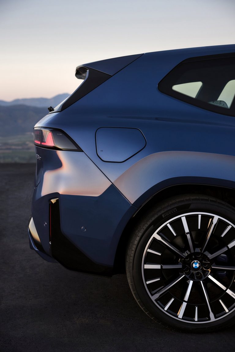 BMW iX3 - Mobilsiden.dk