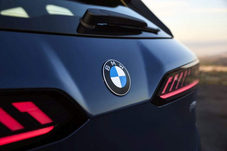 BMW iX3 - Mobilsiden.dk