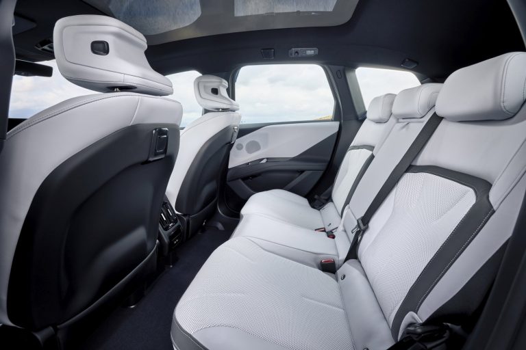 BMW iX3 - Mobilsiden.dk
