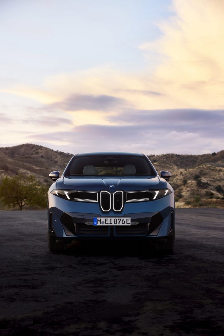 BMW iX3 - Mobilsiden.dk