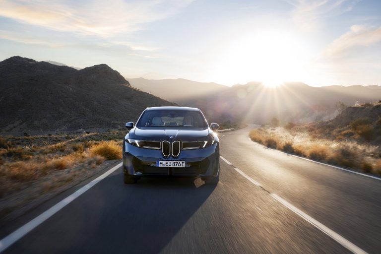 BMW iX3 - Mobilsiden.dk