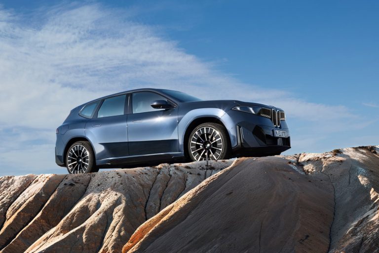 BMW iX3 - Mobilsiden.dk