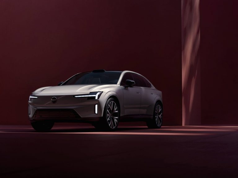 Volvo ES90 - Mobilsiden.dk