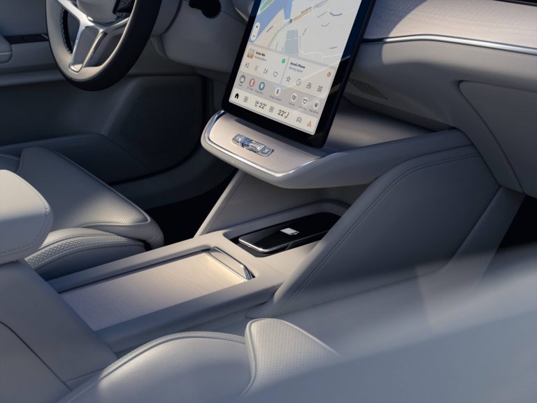 Volvo ES90 - Mobilsiden.dk