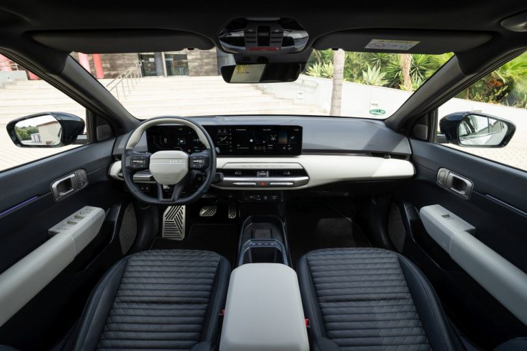 Kia EV4 Hatchback - Mobilsiden.dk