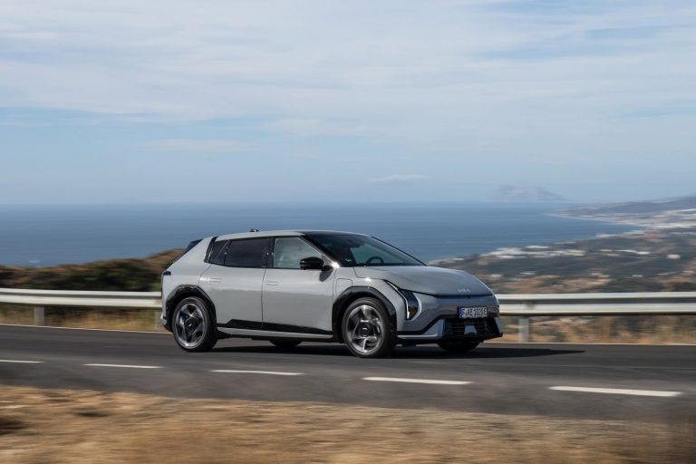 Kia EV4 Hatchback - Mobilsiden.dk