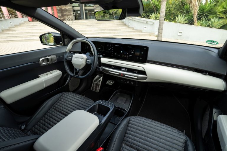 Kia EV4 Hatchback - Mobilsiden.dk