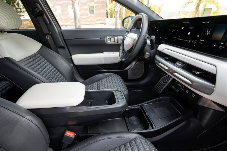 Kia EV4 Hatchback - Mobilsiden.dk