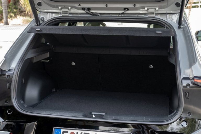 Kia EV4 Hatchback - Mobilsiden.dk