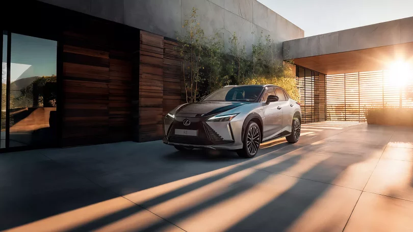 Lexus RZ - Mobilsiden.dk