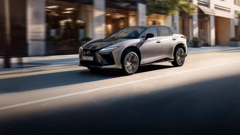 Lexus RZ - Mobilsiden.dk