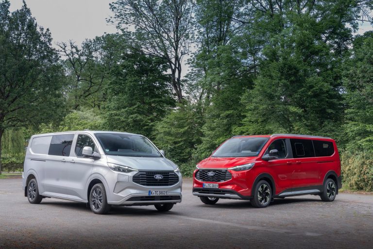 Ford E-Tourneo Custom - Mobilsiden.dk