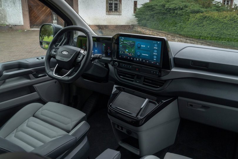 Ford E-Tourneo Custom - Mobilsiden.dk