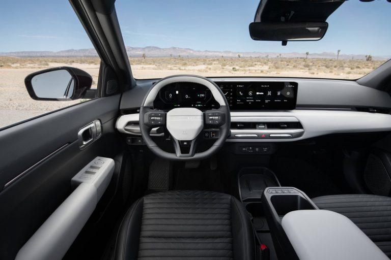 Kia EV4 Fastback - Mobilsiden.dk