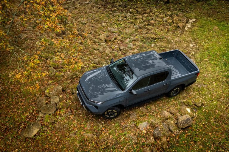 Toyota Hilux Electric - Mobilsiden.dk