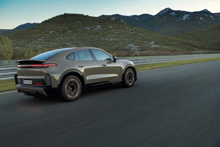 Porsche Cayenne Coupé Electric - Mobilsiden.dk
