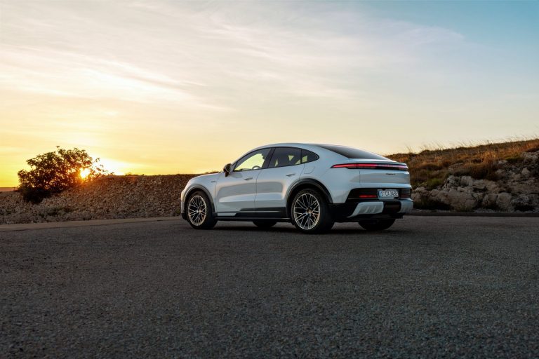 Porsche Cayenne Coupé Electric - Mobilsiden.dk
