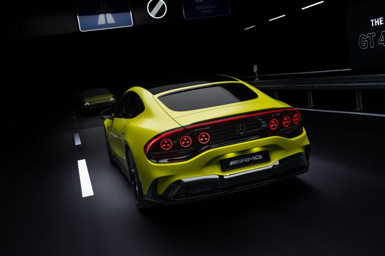 Mercedes-AMG GT 4-dørs coupé - Mobilsiden.dk