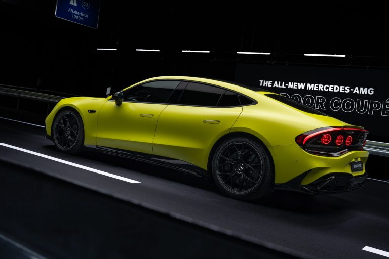 Mercedes-AMG GT 4-dørs coupé - Mobilsiden.dk
