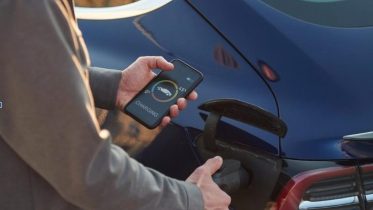 Elbilen har brug for et intelligent hjem: Sådan automatiserer du din opladning helt uden besvær