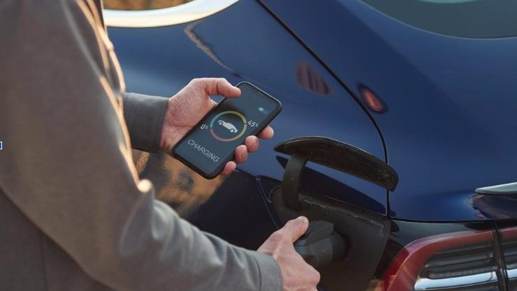 Elbilen har brug for et intelligent hjem: Sådan automatiserer du din opladning helt uden besvær