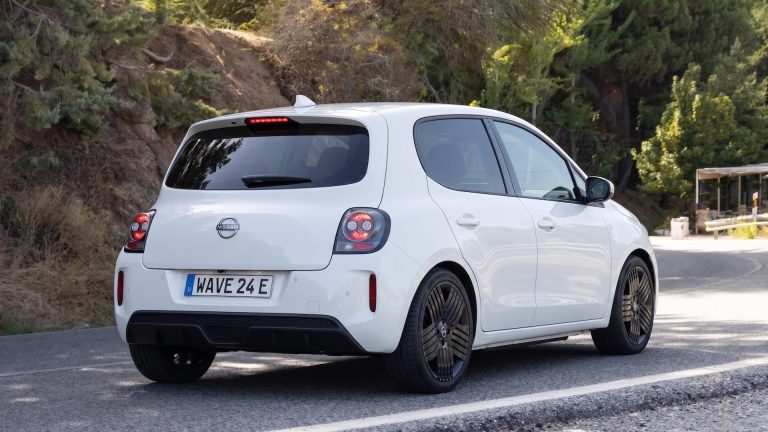 Nissan låner fransk opskrift på billig elbil