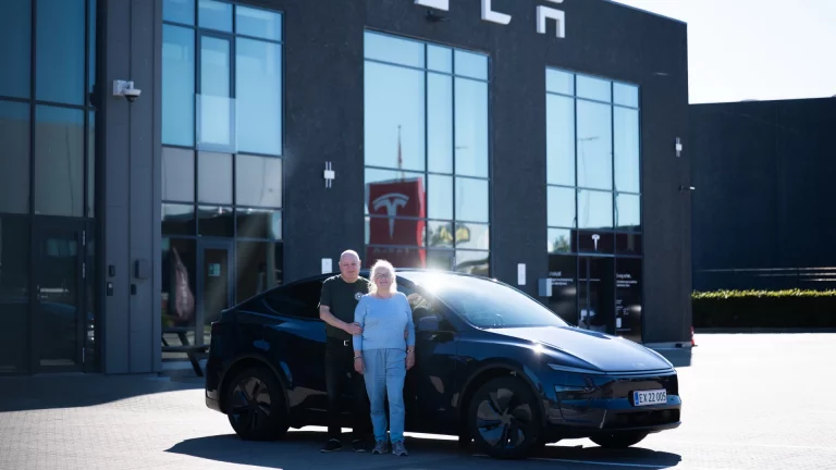 Tesla når stor milepæl i Danmark – men der er et stort problem