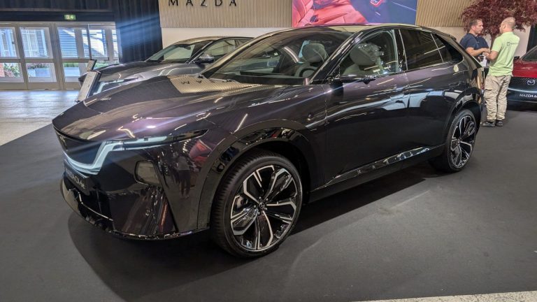 Første kig på Mazda CX-6e