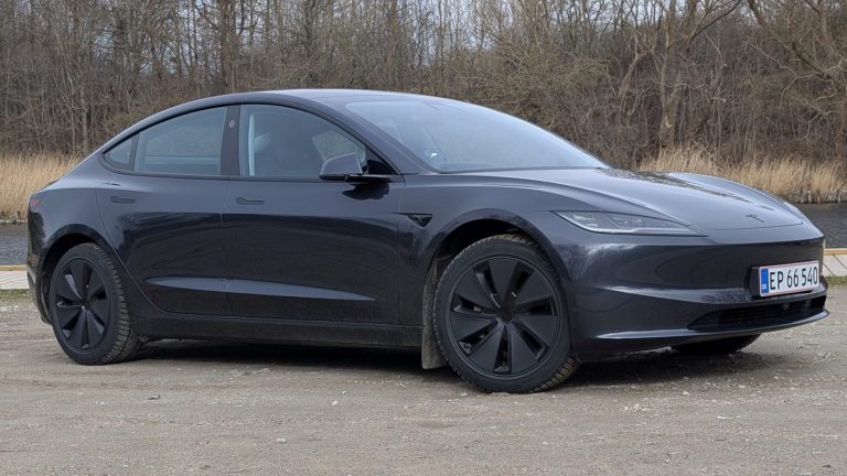 Tesla tilbagekalder Model 3 – derfor smiler ejerne alligevel