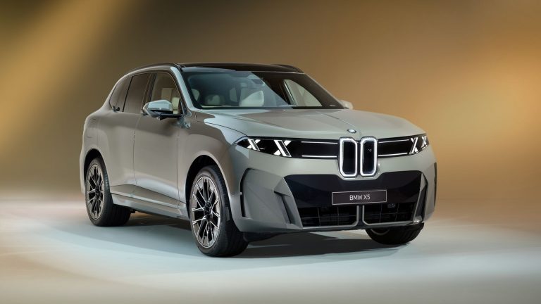 Kæmpestor ny SUV er en af BMWs dyreste elbiler