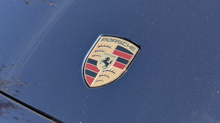 Voldsom Porsche-plan: Op med priserne og færre elbiler