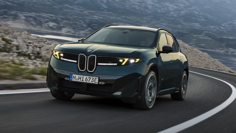 Ny BMW iX3 M60 klar med over 600 hk og lang rækkevidde